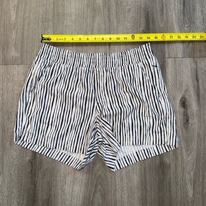 Black and white striped stretchy shorts old navy women’s size small - brand new